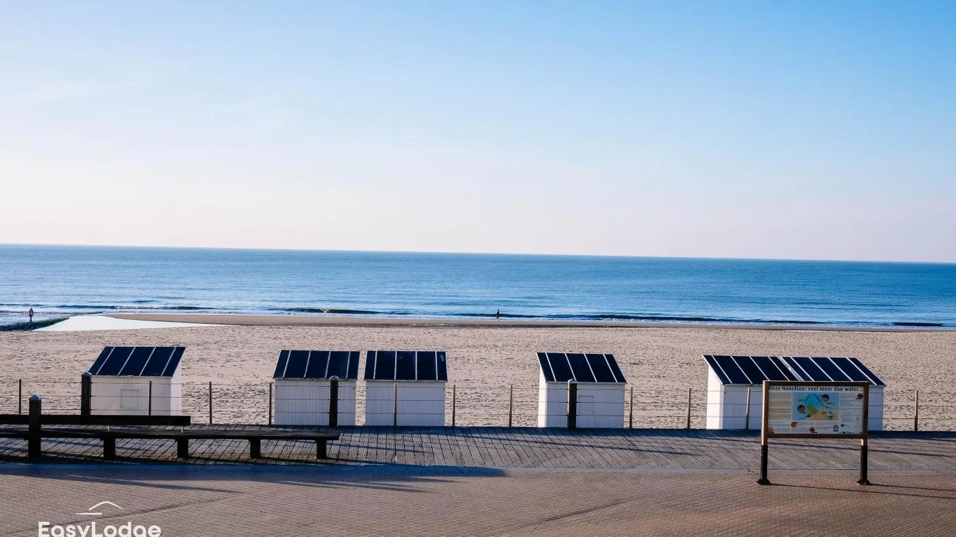 Nieuw Appartement Vlakbij Het Strand Met Terras En Privegarage Ostende Belgien